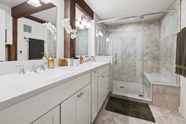 21 Shore Road, Grantham, NH 03753