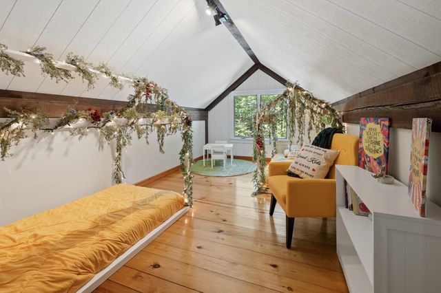 21 Shore Road, Grantham, NH 03753