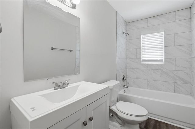 310 Flagstone Drive SW, Atlanta, GA 30331