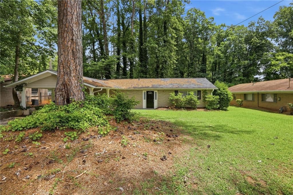 310 Flagstone Drive SW, Atlanta, GA 30331