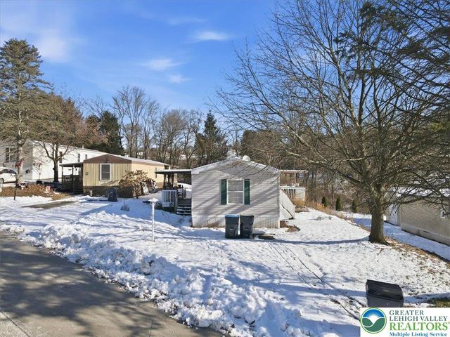 286 Lower Nis Hollow Drive, Mahoning Twp, PA 18235