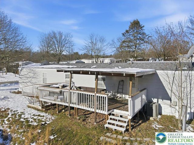 286 Lower Nis Hollow Drive, Mahoning Twp, PA 18235