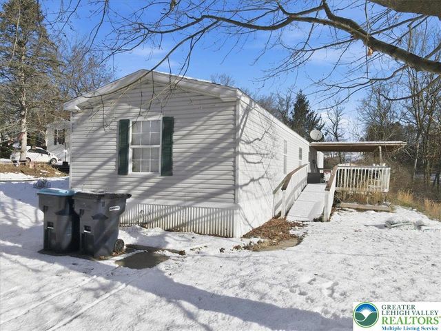 286 Lower Nis Hollow Drive, Mahoning Twp, PA 18235