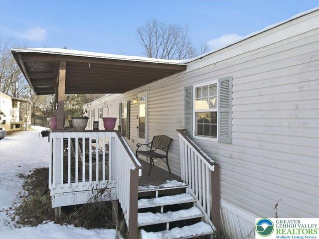 286 Lower Nis Hollow Drive, Mahoning Twp, PA 18235