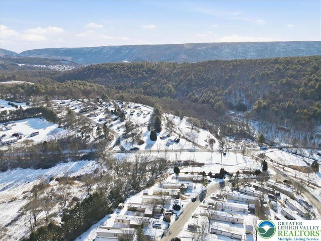 286 Lower Nis Hollow Drive, Mahoning Twp, PA 18235