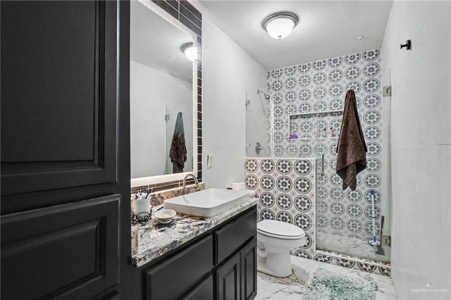 1516 W Bella Vista Avenue, Alton, TX 78573