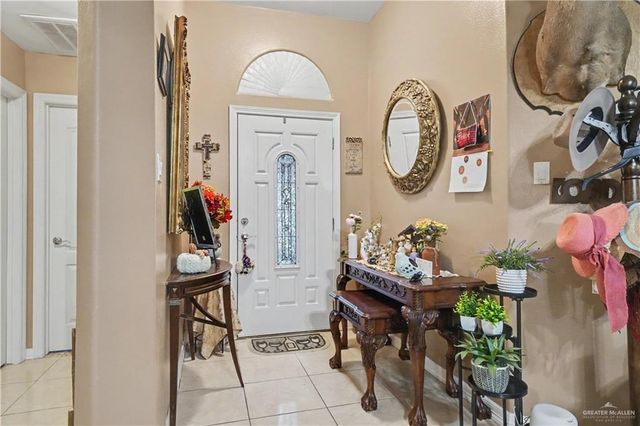 1516 W Bella Vista Avenue, Alton, TX 78573
