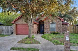 1516 W Bella Vista Avenue, Alton, TX 78573