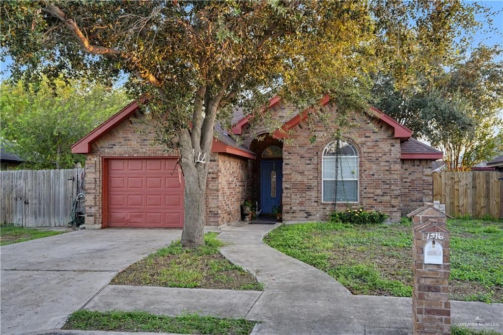 1516 W Bella Vista Avenue, Alton, TX 78573