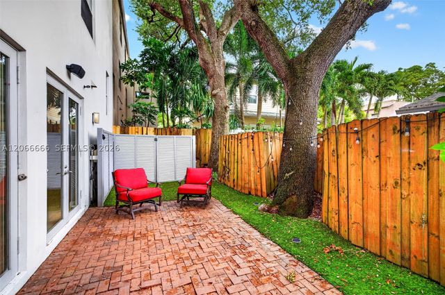 125 NE 16th Ter, Fort Lauderdale, FL 33301