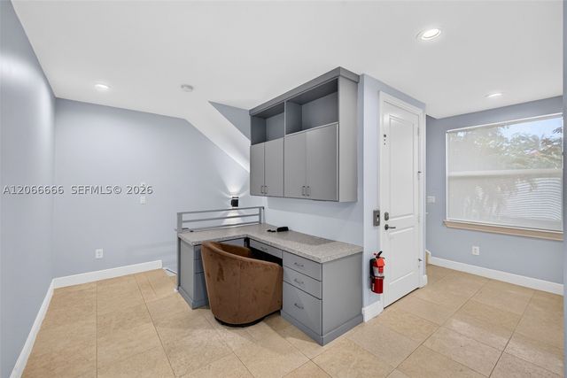 125 NE 16th Ter, Fort Lauderdale, FL 33301
