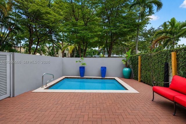 125 NE 16th Ter, Fort Lauderdale, FL 33301