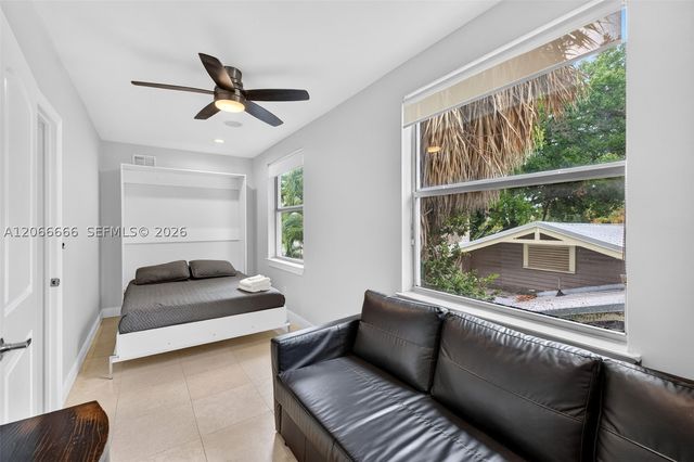 125 NE 16th Ter, Fort Lauderdale, FL 33301