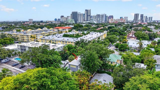 125 NE 16th Ter, Fort Lauderdale, FL 33301