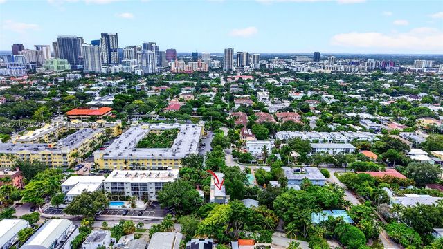 125 NE 16th Ter, Fort Lauderdale, FL 33301