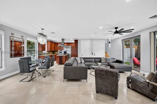 125 NE 16th Ter, Fort Lauderdale, FL 33301