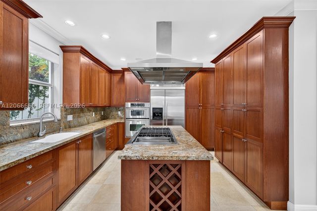 125 NE 16th Ter, Fort Lauderdale, FL 33301
