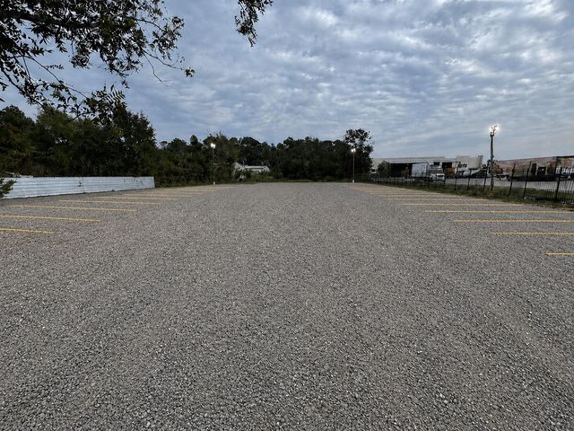 6920 Flintlock Road, Houston, TX 77040
