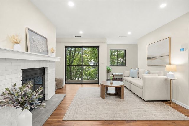666 Main Street 315, Winchester, MA 01890