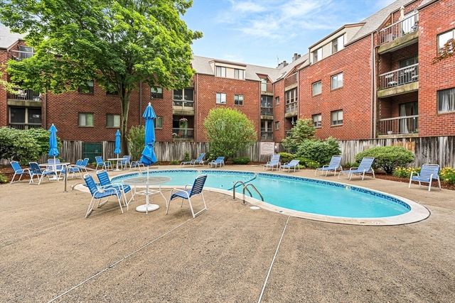 666 Main Street 315, Winchester, MA 01890