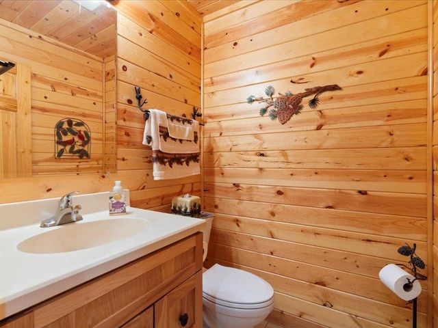 13927 Scenic Court, Crosslake, MN 56442