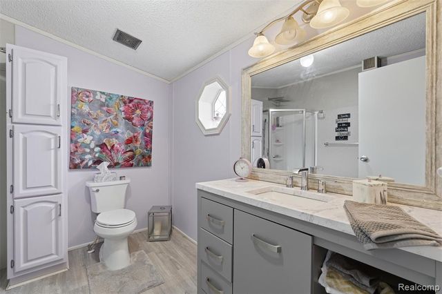 4425 Wynnwood Drive, Howell, MI 48843
