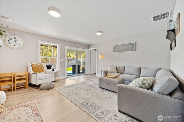 9968 Griffith Place, Entiat, WA 98822