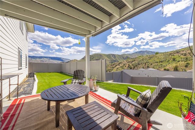 9968 Griffith Place, Entiat, WA 98822