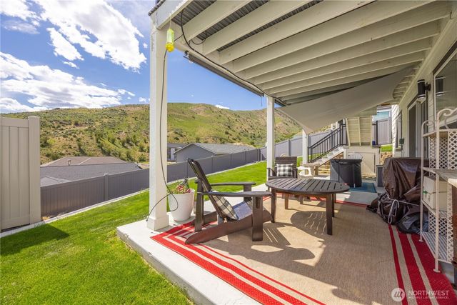 9968 Griffith Place, Entiat, WA 98822