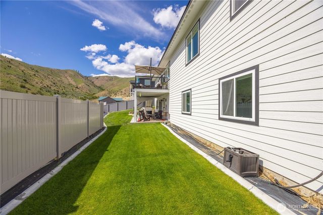 9968 Griffith Place, Entiat, WA 98822