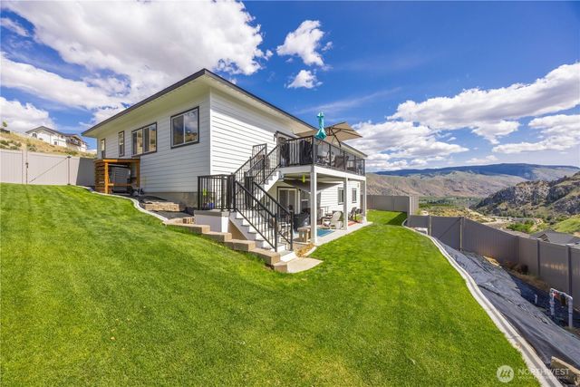 9968 Griffith Place, Entiat, WA 98822