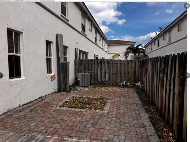 15746 SW 41st Street, Miramar, FL 33027