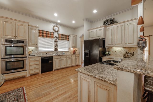 4699 County Road 1600, Alba, TX 75410