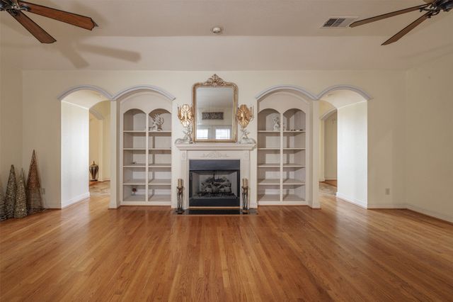 4699 County Road 1600, Alba, TX 75410