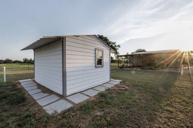 4699 County Road 1600, Alba, TX 75410
