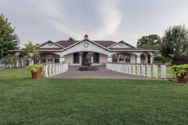 4699 County Road 1600, Alba, TX 75410