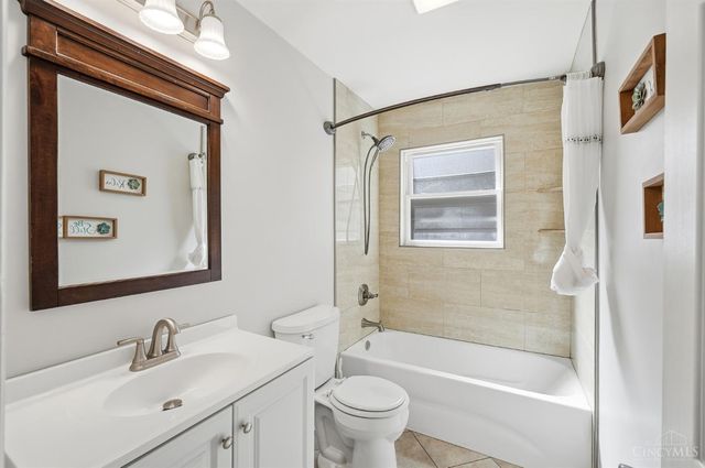 9520 West Avenue, Blue Ash, OH 45242