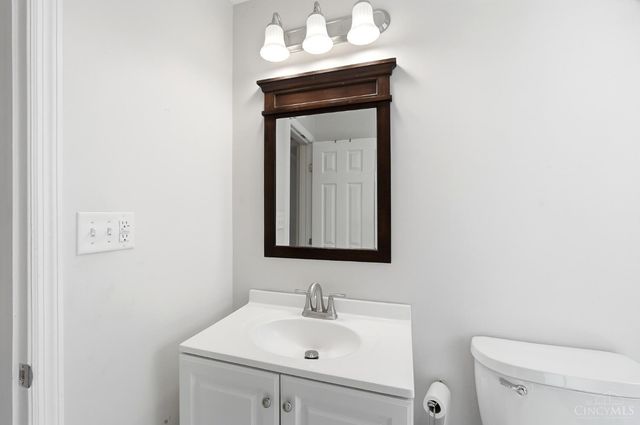 9520 West Avenue, Blue Ash, OH 45242
