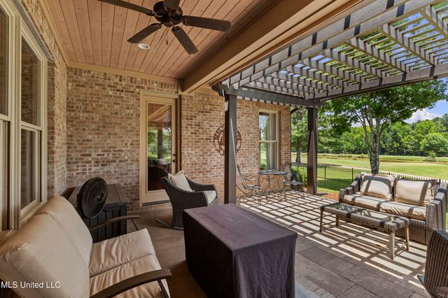 118 Burne Run, Madison, MS 39110
