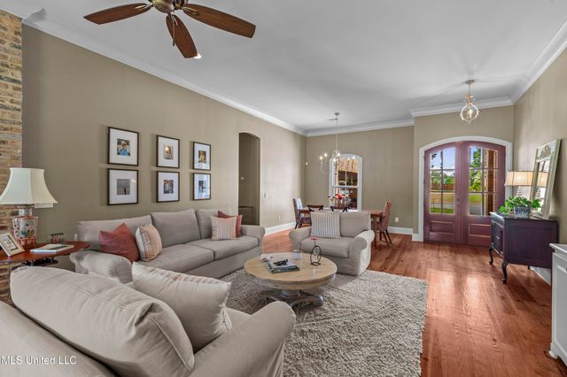 118 Burne Run, Madison, MS 39110