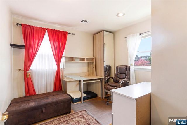 46 Lexington Avenue, Bloomfield, NJ 07003