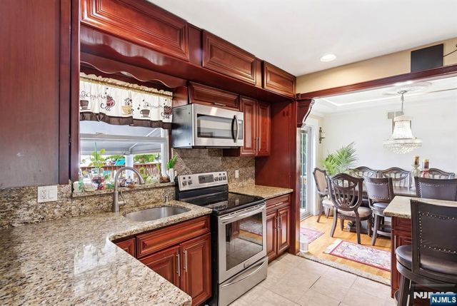 46 Lexington Avenue, Bloomfield, NJ 07003