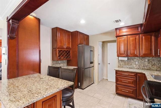 46 Lexington Avenue, Bloomfield, NJ 07003