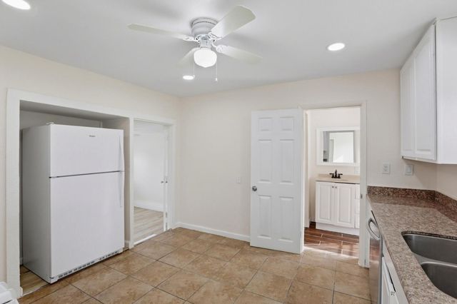 3712 42nd Avenue, Sacramento, CA 95824