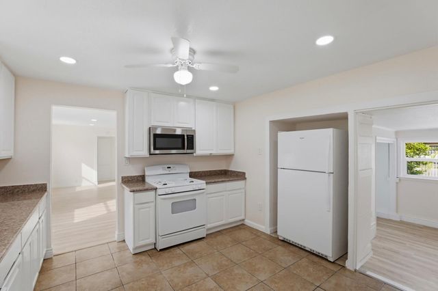 3712 42nd Avenue, Sacramento, CA 95824