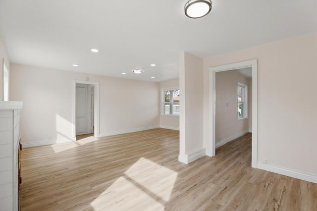 3712 42nd Avenue, Sacramento, CA 95824