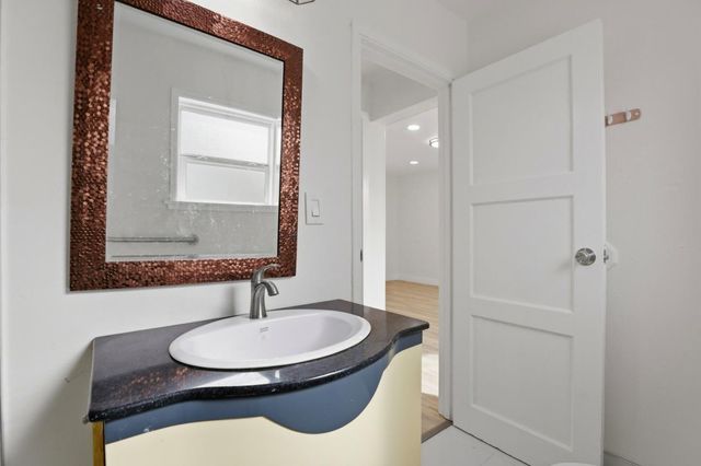 3712 42nd Avenue, Sacramento, CA 95824