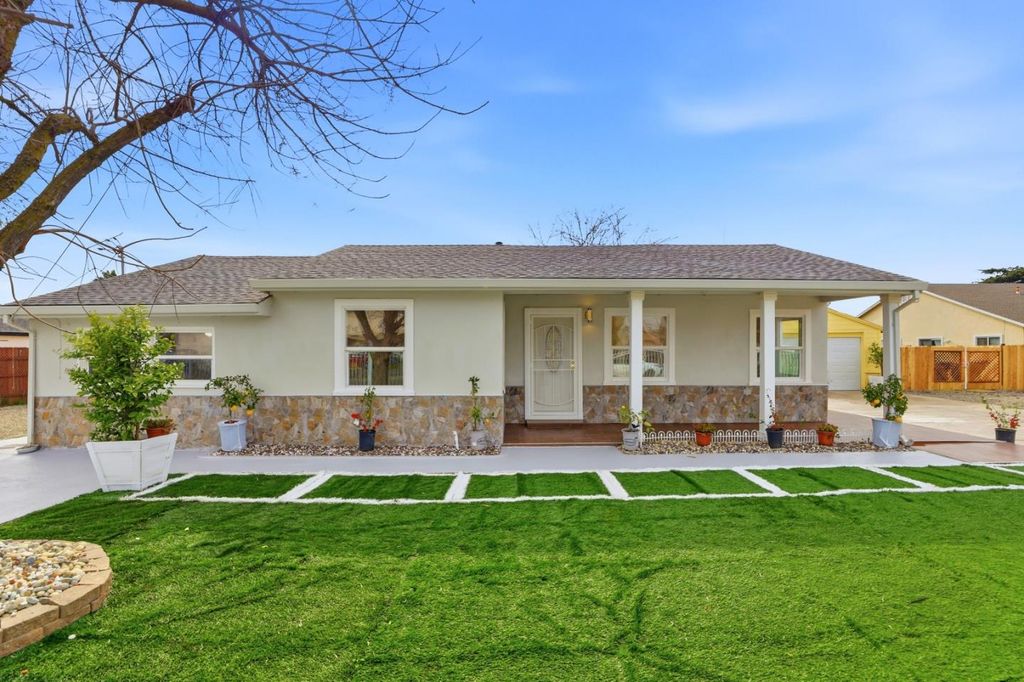 3712 42nd Avenue, Sacramento, CA 95824