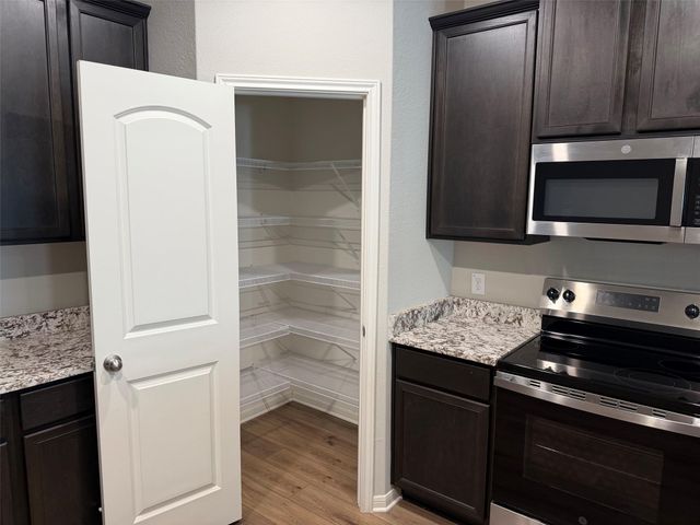 105 Declaration LN, Liberty Hill, TX 78642