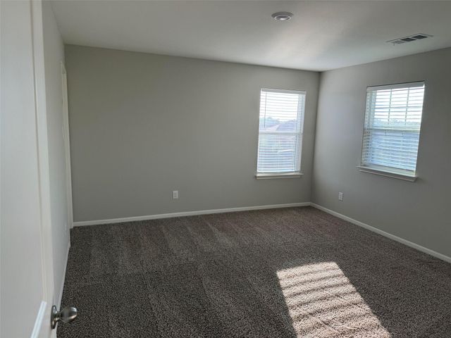 105 Declaration LN, Liberty Hill, TX 78642